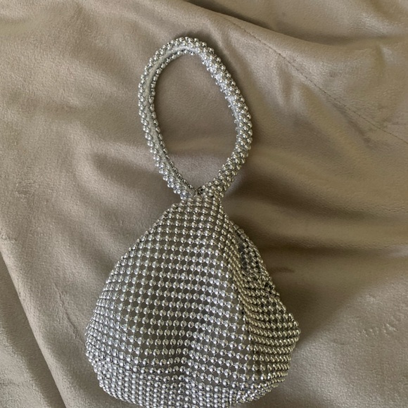 Vintage evening bag with pearls. - Picture 1 of 2